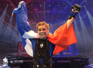 Océane Samson - Championne du monde de MMA - Poids Mouche (56.7kg)